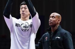 爱游戏体育app江南山猫队失利塞北雄鲨队，乒乓球半决赛上演关键失误成转折！观赏性拉满(战鹰学历水分)